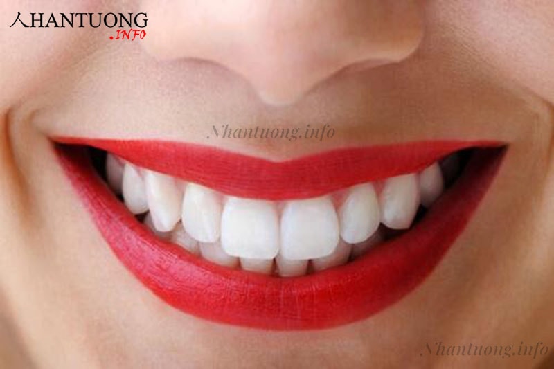 Răng thẳng, to, đều Răng thẳng, to, đều